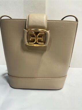 Sam Edelman Beige Leather Crossbody Bucket Bag with Gold Hardware